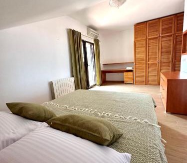 Rafajlovici Apartment | PalmOliva