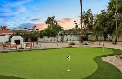 Village Estates House | Palms Away