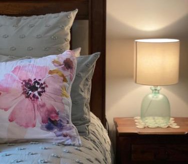 Rainbow Flat Bed & Breakfast | Palmyra B&B