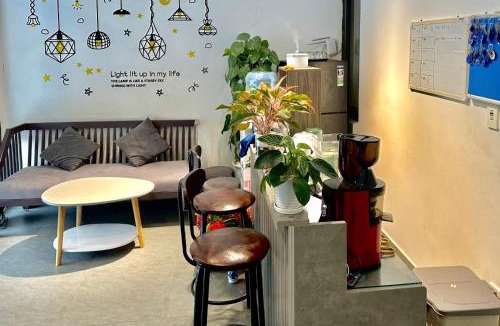 Tay Ho Hotel | Pan House