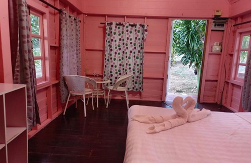 Taling Ngam Hotel | Panasak Resort