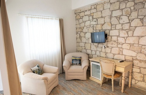 Hacımemis Hotel | PANDA ALAÇATI OTEL