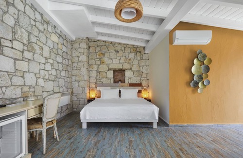 Hacımemis Hotel | PANDA ALAÇATI OTEL