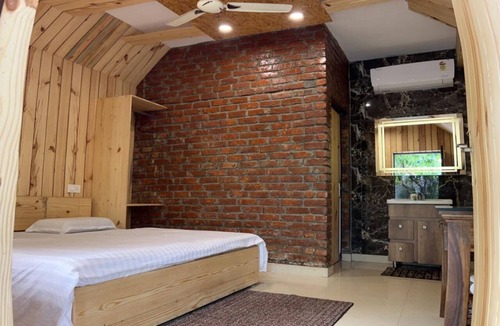 Tehri Hostel | Panna Resort