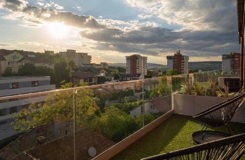 Cluj-Napoca Apartment | Panorama Deluxe Aparthotel