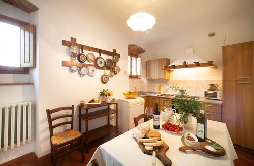 Romola House | PANORAMA on CHIANTI BELLACASA FOR FAMILIES WITH GARDEN AND POOL WIFI FREE