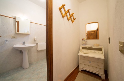 Romola House | PANORAMA on CHIANTI BELLACASA FOR FAMILIES WITH GARDEN AND POOL WIFI FREE