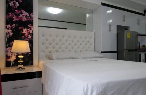 Lahug Apartment | Panorama Studio 21F Netflix 4k - Avida IT Park