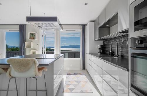 Bodo Apartment | Panorama view! Modern,Balcony/parking