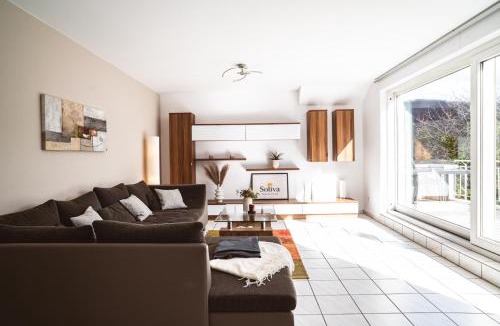 Historic Downtown Apartment | Panoramablick - Großzügige Ferienwohnung mit Panorama- & Burgblick