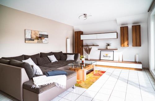 Historic Downtown Apartment | Panoramablick - Großzügige Ferienwohnung mit Panorama- & Burgblick