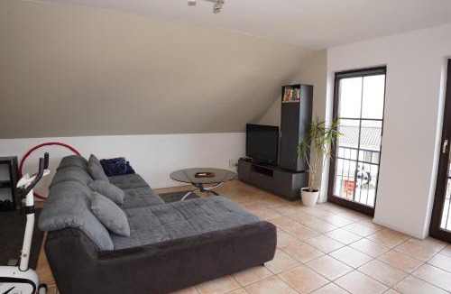Overath Apartment | Panoramablick, ruhiger Lage, 20 Min nach Köln