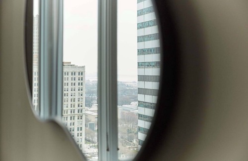 Downtown Chicago Apartment | Panoramic 2BR Penthouse in the Sky | Roof Deck