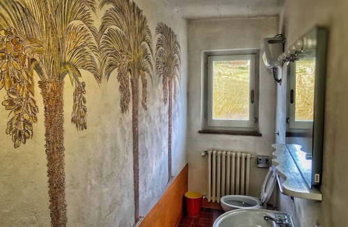 Foiano della Chiana Other | Panoramic apartment in old farmhouse. Farm with historic wine cellar.
