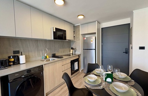 La Florida Apartment | Panoramic Andes View Apt, Pool & Free Parking
