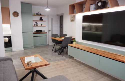 Iskar Apartment | Panoramic Apartment Direct Metro Access