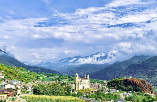 Valtellina Apartment | Panoramic Apartment Italian Alps Valtellina near Sondrio, Tirano