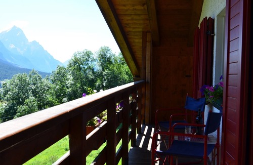 Cortina d'Ampezzo Apartment | PANORAMIC ATTIC 2 MINUTES FROM SKY AREA TOFANA