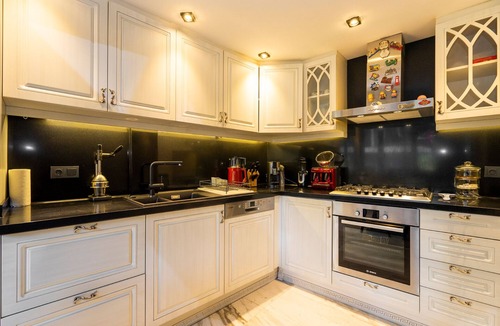 Ortakoy Villa | Panoramic Bosphorus View Terrace Flat