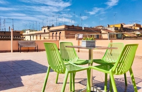 Quartiere XI Portuense Apartment | Panoramic Castle Apartment, Trastevere, Old Town, Free Parking