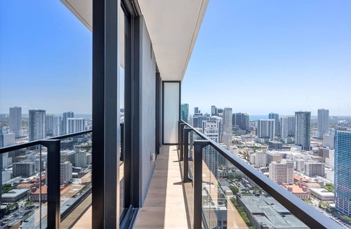 Downtown Miami Apartment | Panoramic City Balcony Suite with Wellness Perks