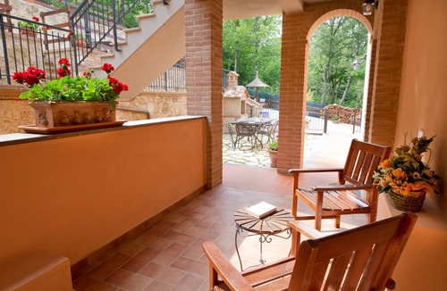 Sarteano Apartment | Panoramic country apartment Il Castagno with stunning views*Pool*BBQ
