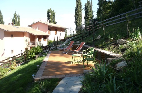Sarteano Apartment | Panoramic country apartment Il Castagno with stunning views*Pool*BBQ