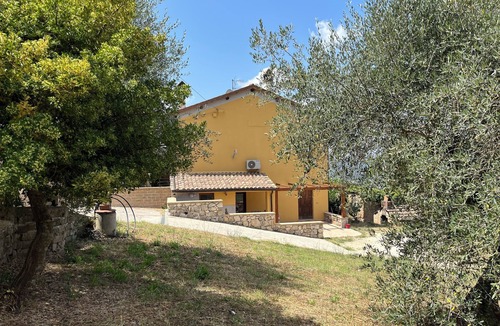 Otricoli House | Panoramic Countryside Retreat near Rome, in Otricoli Umbria with Ac