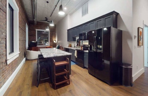 Grand Island Apartment | Panoramic Downtown 2-Bedroom