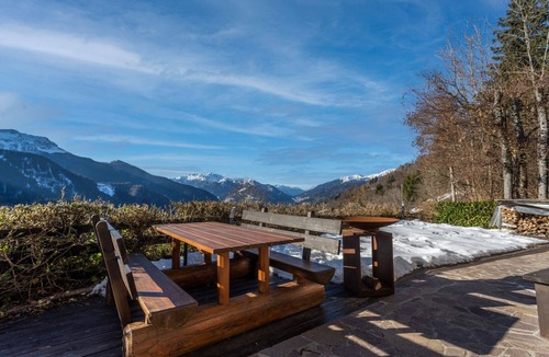 Ligosullo Villa | Panoramic House Carnia-Mountain View APT & Parking