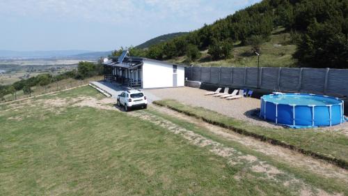 Coronini Cabin | Panoramic House