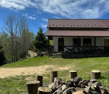 Marisel House | Panoramic House
