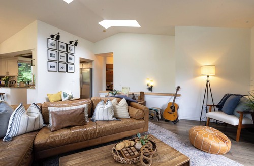 Sudden Valley House | Panoramic Lake View Living with Hot Tub & Sauna