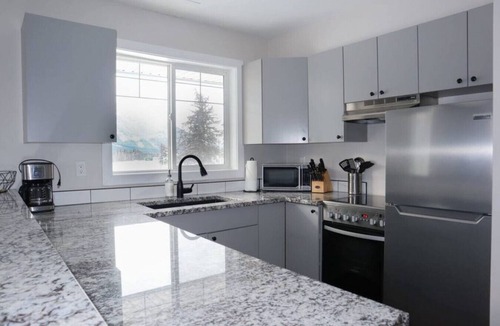 Harvie Heights Condo | Panoramic Mountain Views with Outdoor Patio