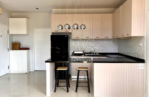 Kamala Apartment | Panoramic mountain view penthouse at Icon Park