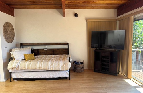 Mount Helix House | Panoramic Mountain View Retreat - Family Friendly