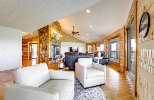 Newport House | Panoramic Mtn Views: Spacious Tennessee Home!