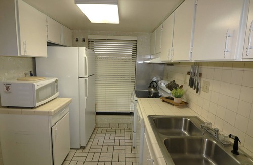 Northeast Virginia Beach Condo | Panoramic Ocean Views Overlooking the Boardwalk w/Pool