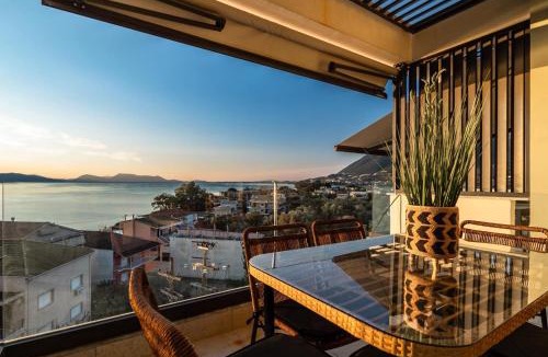 Episkopos Apartment | Panoramic Ocean View Suite