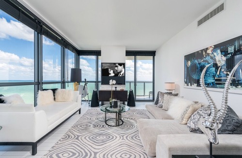 City Center Hotel | Panoramic Oceanfront View 3/3 at W South Beach