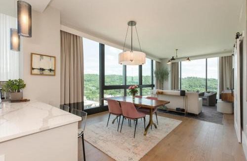 Smoky Mountains House | Panoramic Pack Square | Arras Vacation Rentals