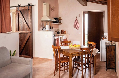 San Terenziano House | Panoramic refuge on Monte Pelato