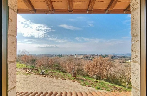 San Terenziano House | Panoramic refuge on Monte Pelato