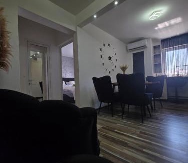 Blaj Apartment | Panoramic Residence