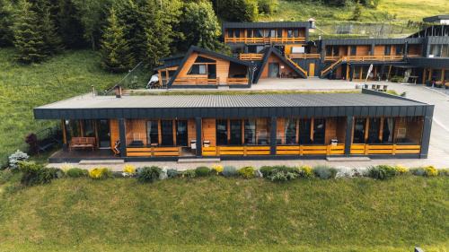 Borsa Cabin | Panoramic Residence
