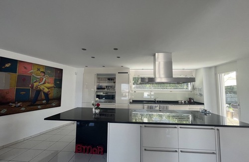 Muttenz House | Panoramic spacious House with Garden & Garage. Sleep 6. Kids welcome. No pets.