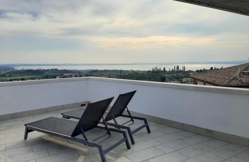 Cavaion Veronese Apartment | Panoramic Suite