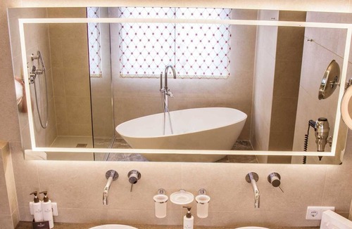 Lech am Arlberg Hotel | Panoramic suite with balcony - Hotel Kristberg