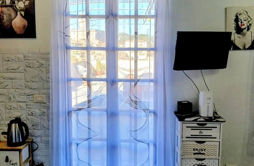 Monterotondo Apartment | Panoramic terrace "FiorePelli"