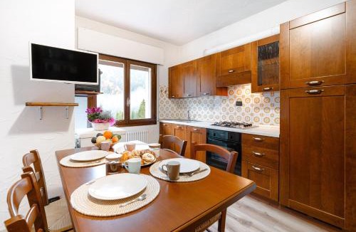 Vodo Cadore Apartment | Panoramic Terrace Perfect for Families & Sport